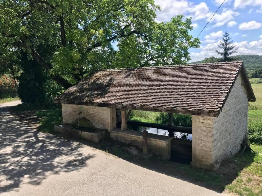 Maison Lumineuse A Boulieu Courtenay  エクステリア 写真